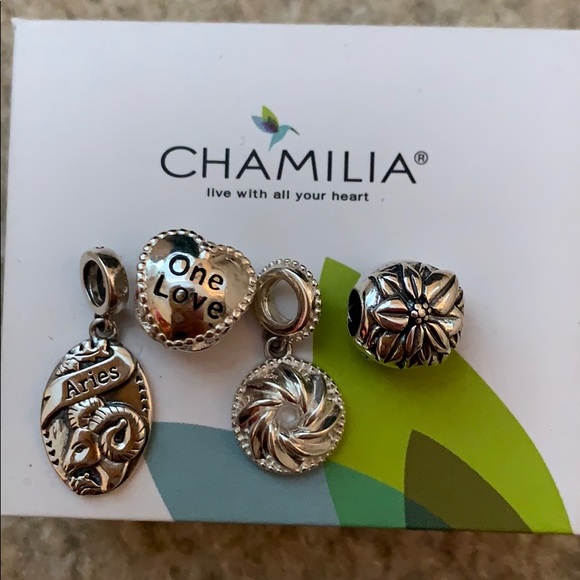 Chamilia Charms - Picture 1 of 5